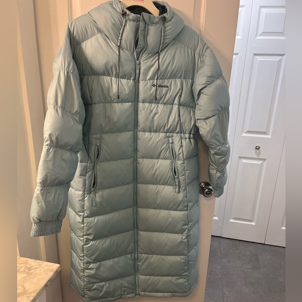 Women's Columbia Light Blue Puffer Coat